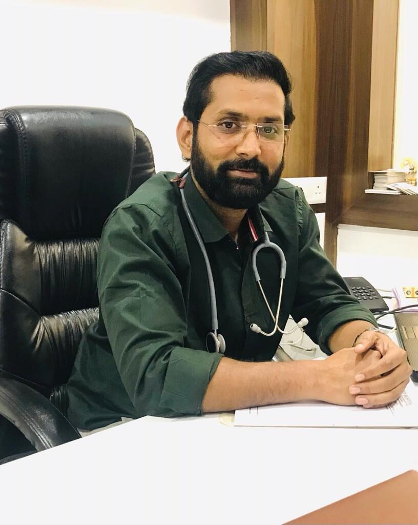 Dr. Devesh Batham, Emergency Physician at Metrocity Hospital, Bhopal